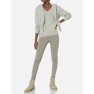 Daily Ritual from Anthropologie Light Gray V-Neck Sweater - Size - Small